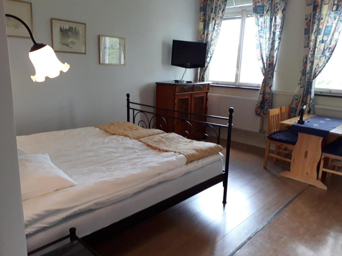 Skeppsgarden B&B Валдемарсвик Екстериор снимка